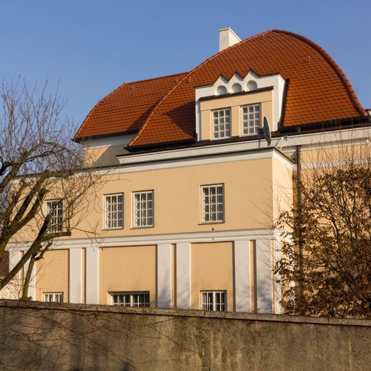 Schlosser-Villa