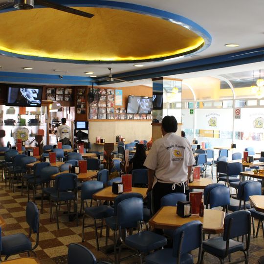 Salón Corona