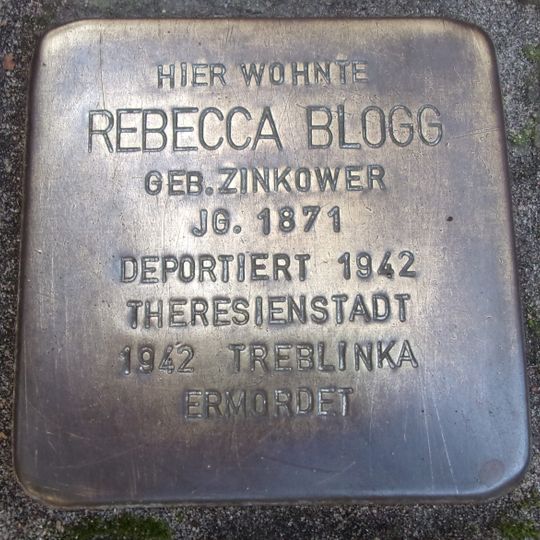 Stolperstein dedicated to Rebecca Blogg