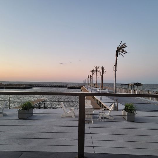 Pier 6