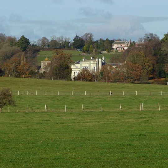 Puttenham Priory