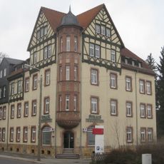 Mietshaus in offener Bebauung Zwickauer Straße 190