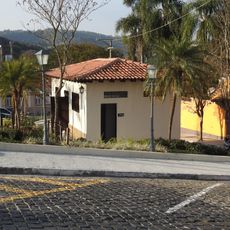 Heritage listed building in the historic center of Santana de Parnaíba 16
