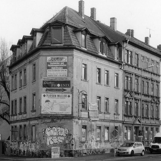 Mietshaus Uhlandstraße 19