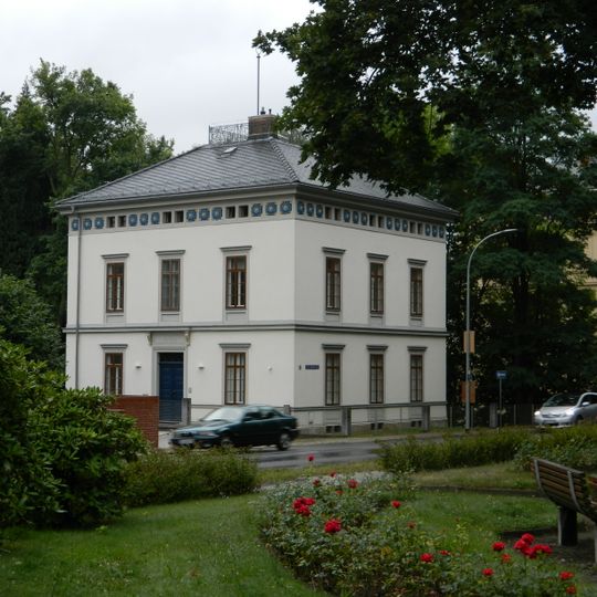 Villa Karl-Liebknecht-Ring 8