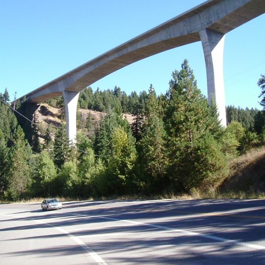 Veterans Memorial Centennial Bridge