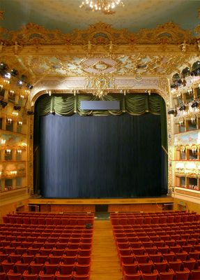 Interior 3