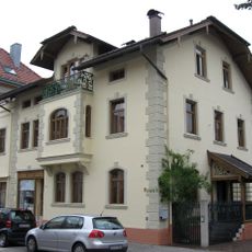 Lindenstraße 1