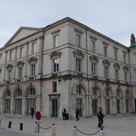 Maison, 11 place Sainte-Croix