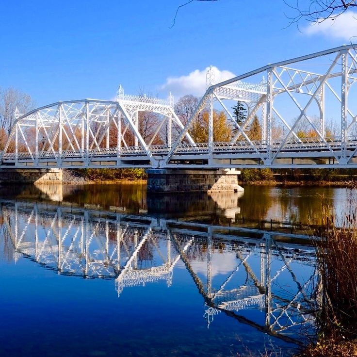 Minto Bridges
