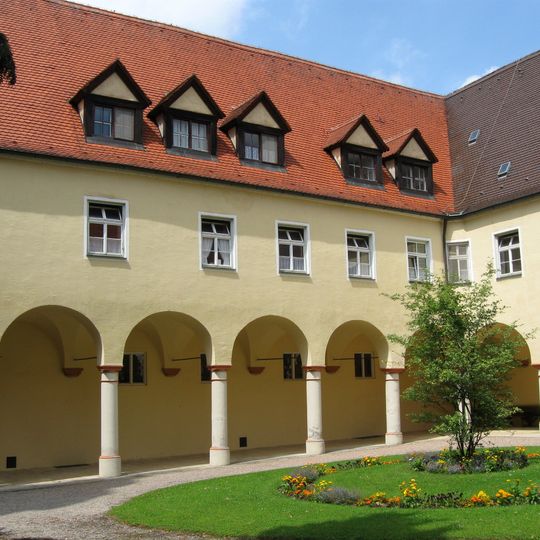 Kommerzienrat-Winklhofer-Platz 3