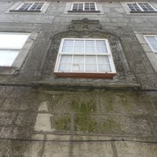 Janela manuelina no prédio nº 41 a 45 da Rua Francisco dos Passos, Guarda