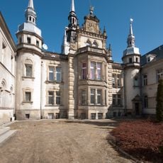 Tułowice Palace