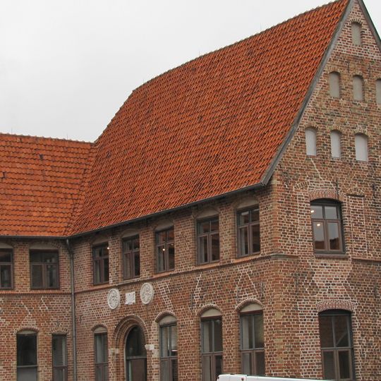 Stadthauptmannshof: Medaillongebäude