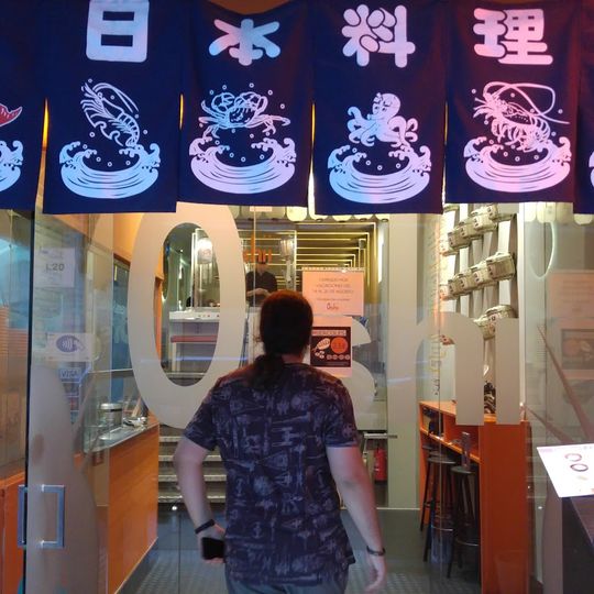 Oishii Sushi & Ramen