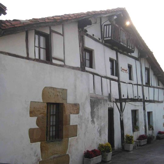 Caserio Ibarrola Haundi