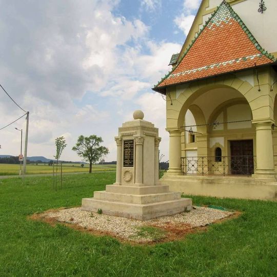 Pomník padlým v Radišově u kaple