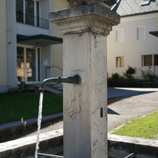 Brunnen