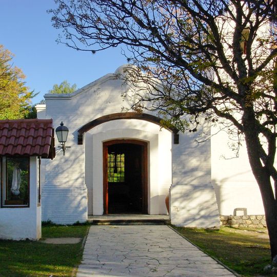 Capilla del Rosario de Piedra Blanca