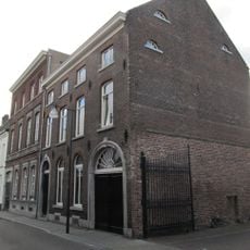 Jesuitenstraat 11, Roermond