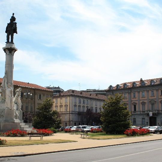 Piazza Pietro Pajetta