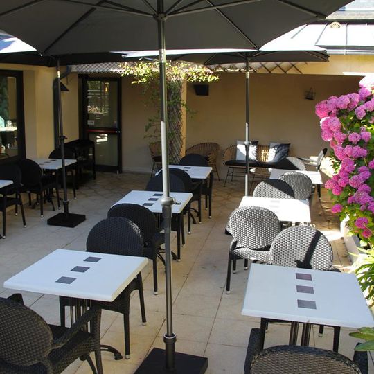 LA PROMENADE - RESTAURANT