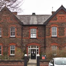 24 New Hall, Longmoor Lane