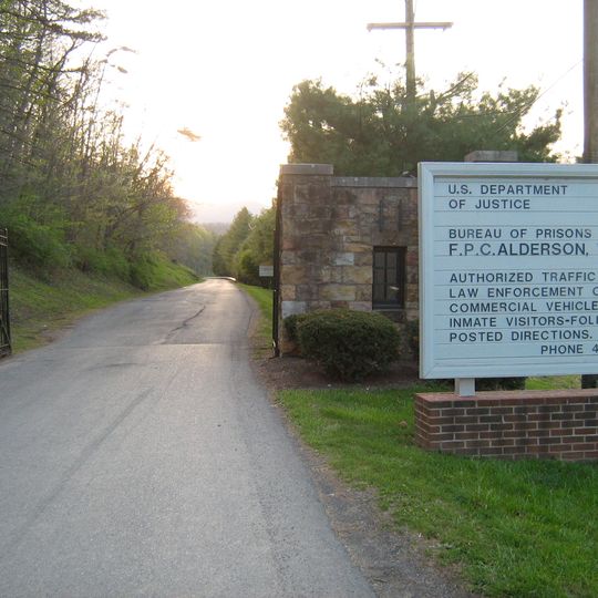 Federal Prison Camp, Alderson