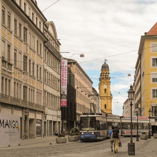 Theatinerstraße