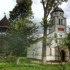 Église de la Sainte-Parascève de Veliko Orašje