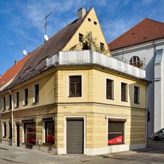 Wohnhaus in halboffener Bebauung Gabelsbergerstraße 2