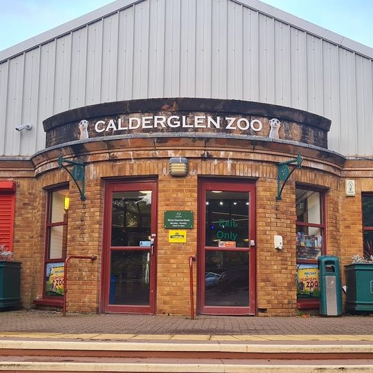 Calderglen Zoo