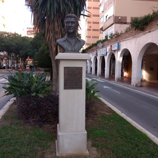 Busto de Paco Urrutia
