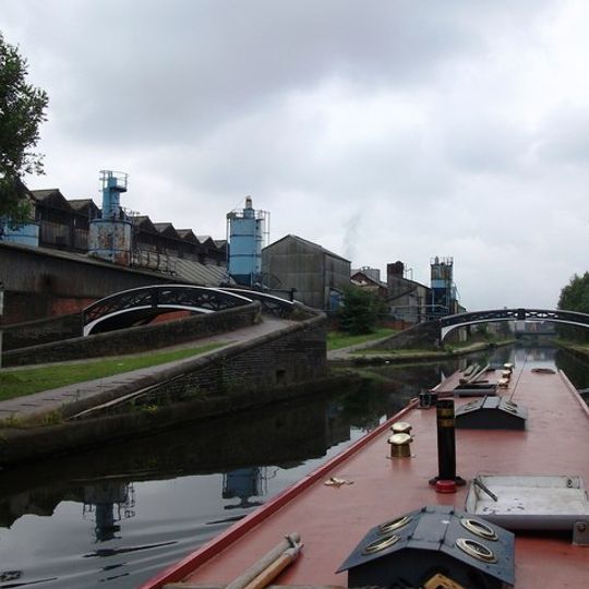 Footbridge At Junction With Wolverhampton Level Birmingham Canal Birmingham Level