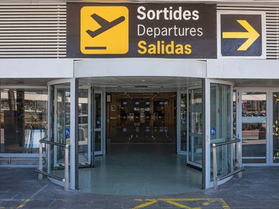 Entrance 1