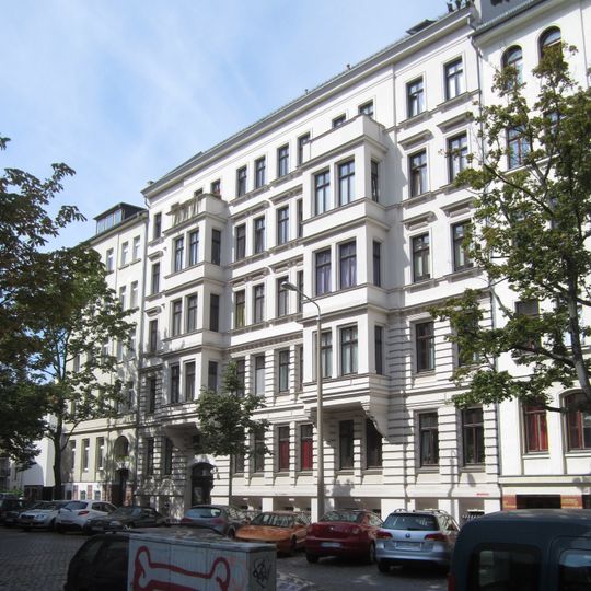 Miethaus Johannisallee 4