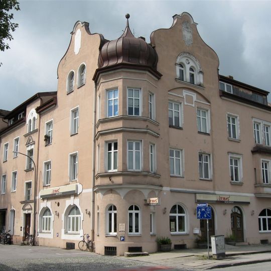 Äußere Münchener Straße 23