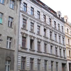Mietshaus in geschlossener Bebauung Gobbinstraße 2