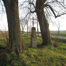 Kříž jižně od Mirošova