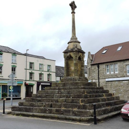 Village cross at Lydney