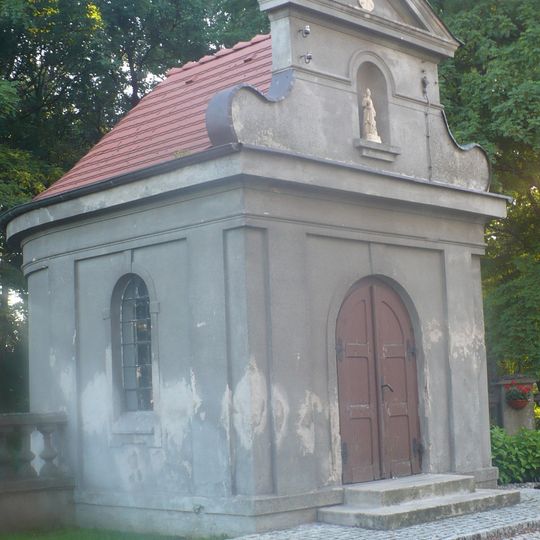 Kaplica przedpogrzebowa w Grabowie Królewskim