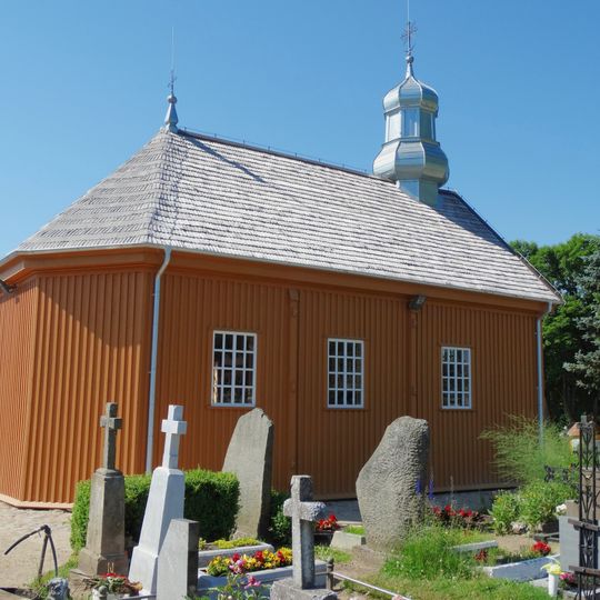 Laukuva cemetery chapel