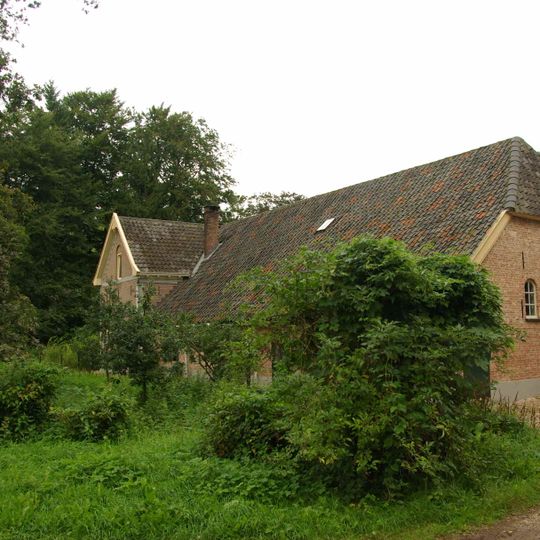 Huis Den Bosch: koetsierswoning met schuur