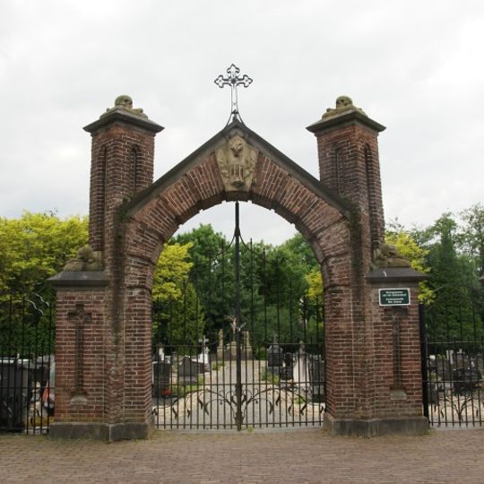 Ravenstein Roman Catholic Cemetery