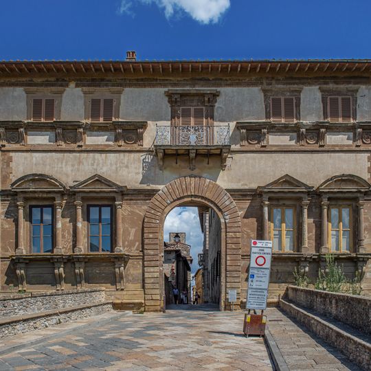 Palazzo Campana