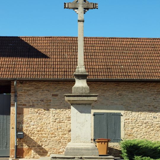Croix de la Place de l'Église