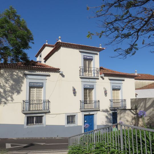 Casa dos Perestrelos e Franças