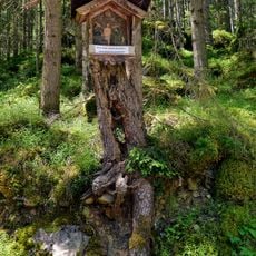 Tree, tree shrine