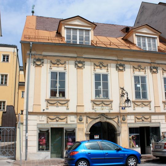 Klagenfurt, Benediktinerplatz 3