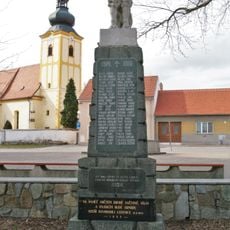 Pomník padlým v Ledenicích